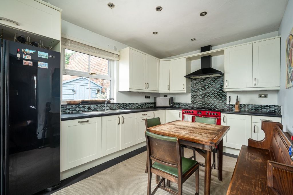 Property photo 3 of 21