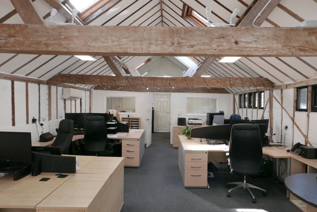 Property photo 2 of 7