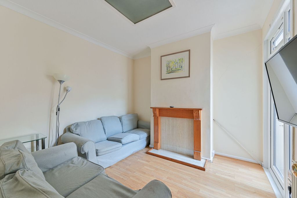 Property photo 1 of 25