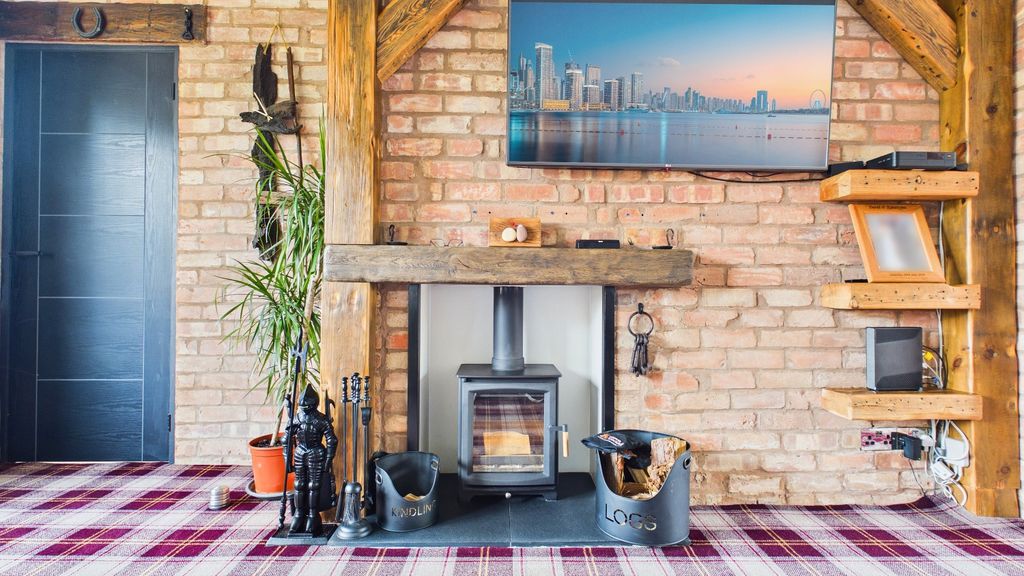 Property photo 3 of 15 Fireplace