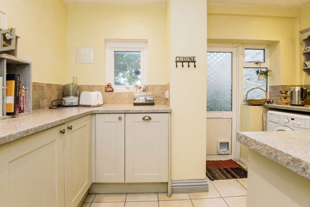 Property photo 2 of 16 Photography