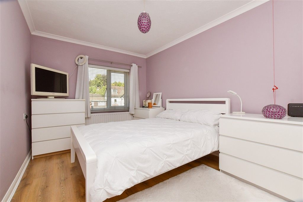 Property photo 3 of 10 Bedroom