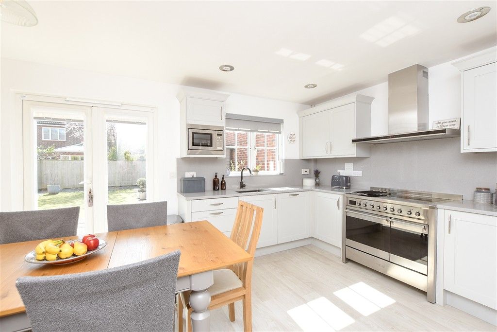 Property photo 2 of 12 Kitchen/Diner