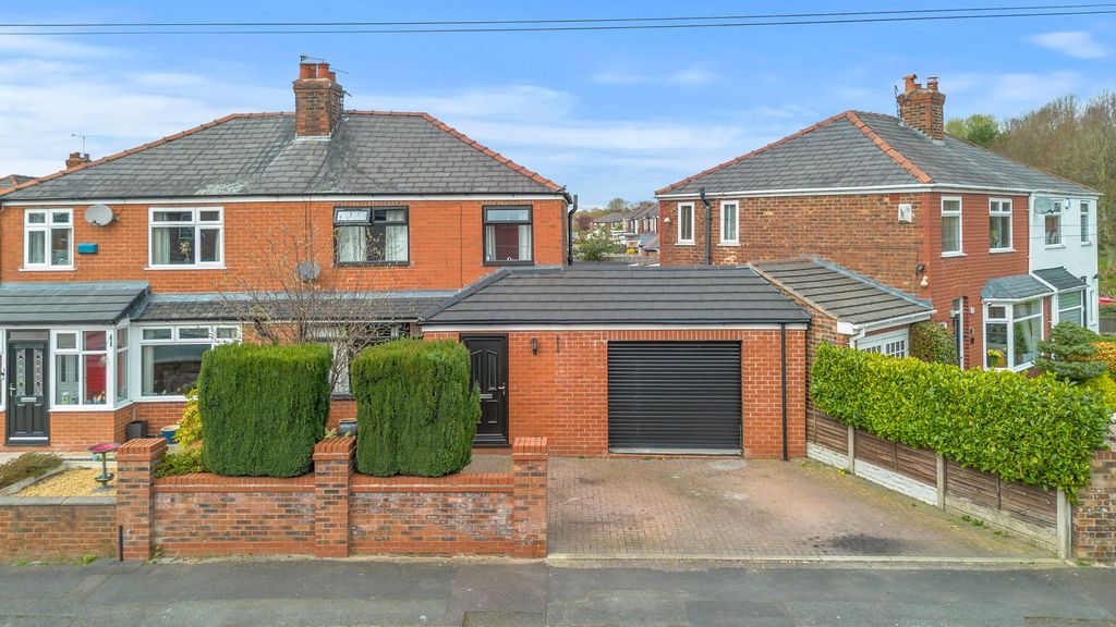 Property photo 1 of 30