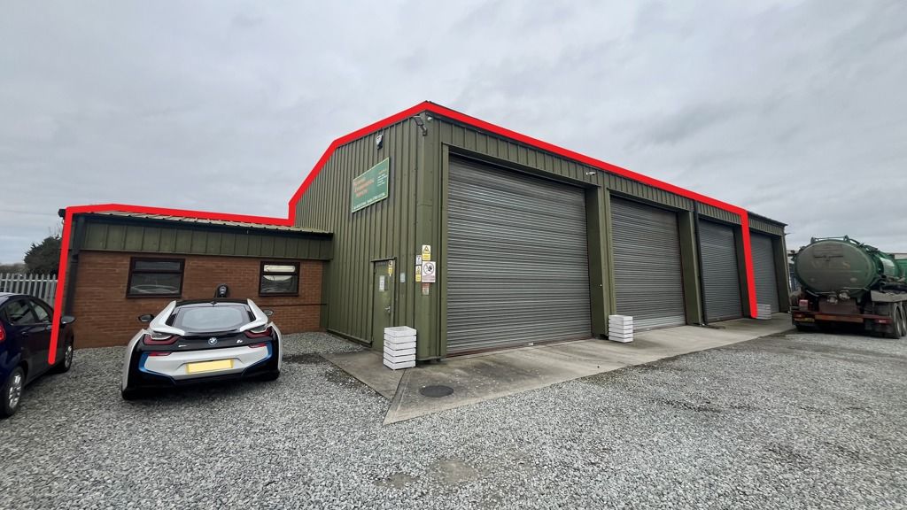 Property photo 1 of 8 Photo 11