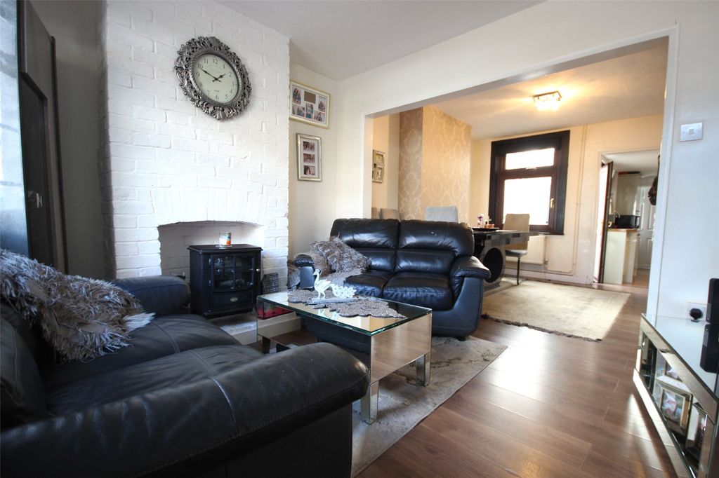 Property photo 2 of 10 Picture No. 07