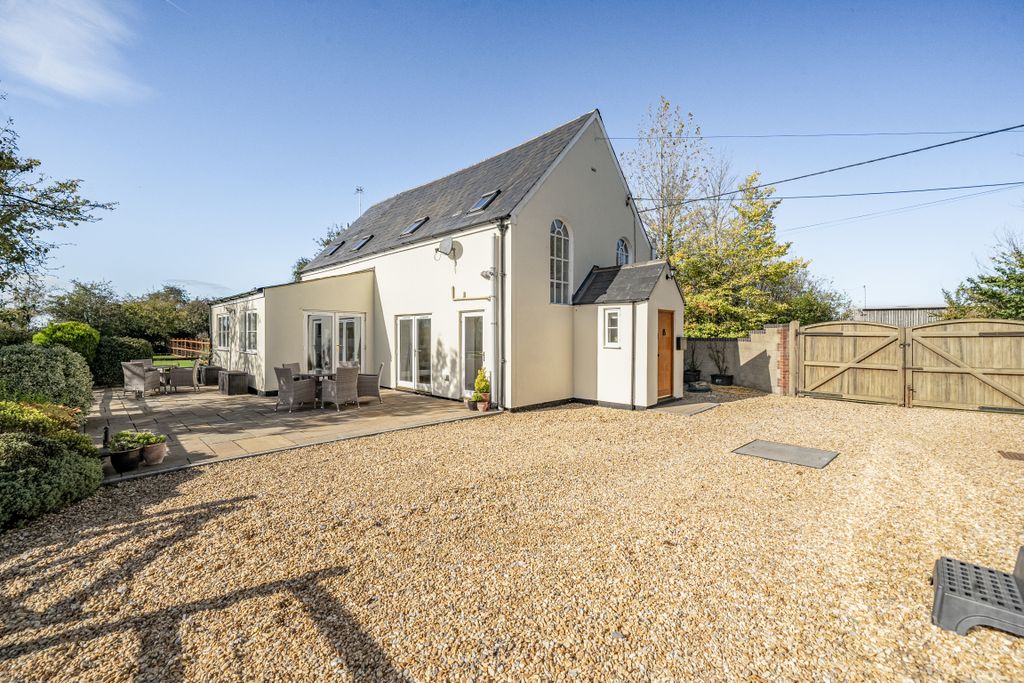 Property photo 1 of 22 1361583368E3A0E10c374