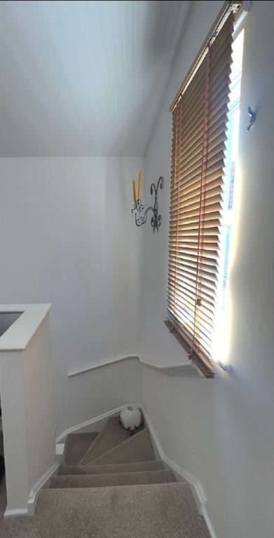 Property photo 3 of 8 Not Specified