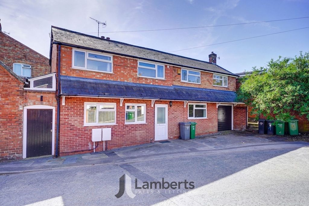 Property photo 1 of 14 Front View