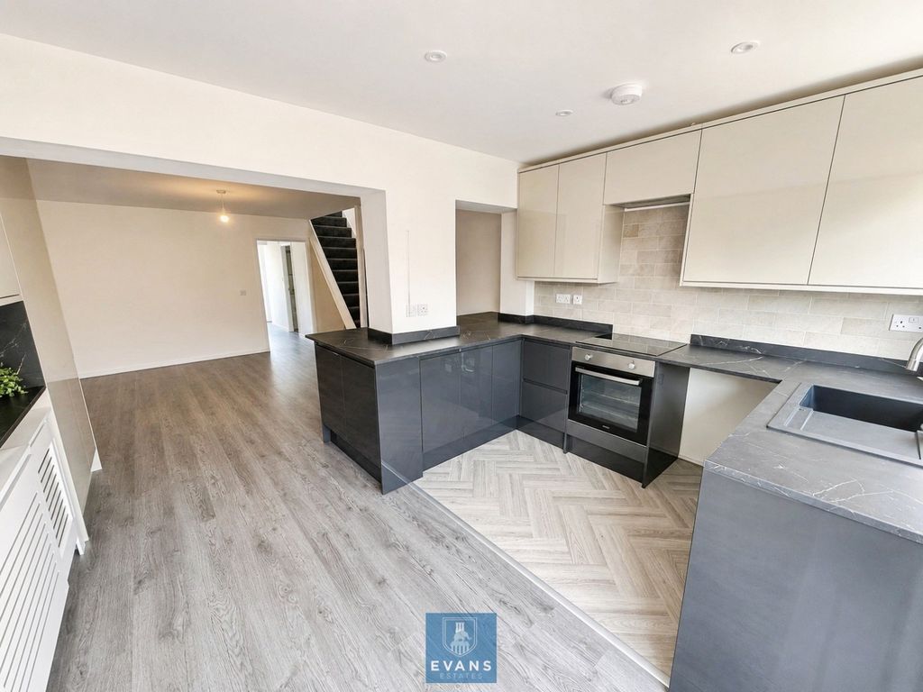 Property photo 2 of 16 Extended Kitchen Diner