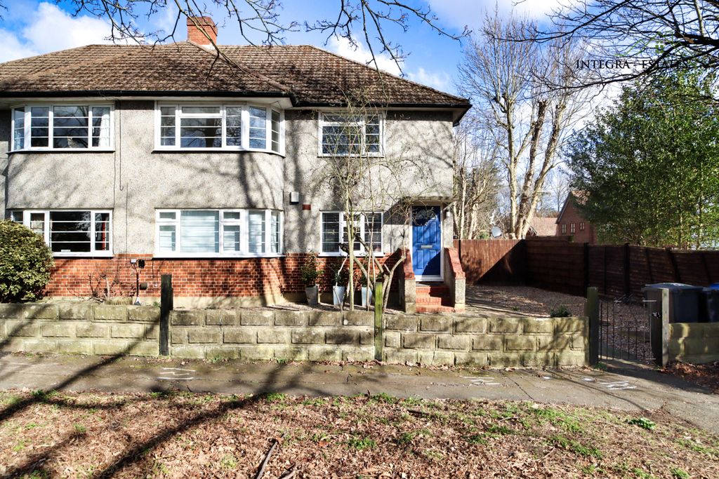 Property photo 1 of 19 Img_5781