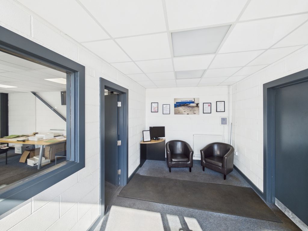 Property photo 3 of 15 Photo 1