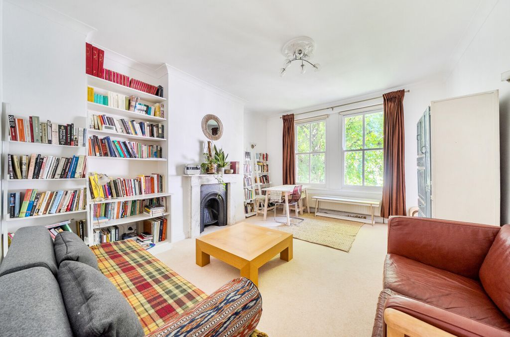 Property photo 2 of 13 1501651-10-6A798c...