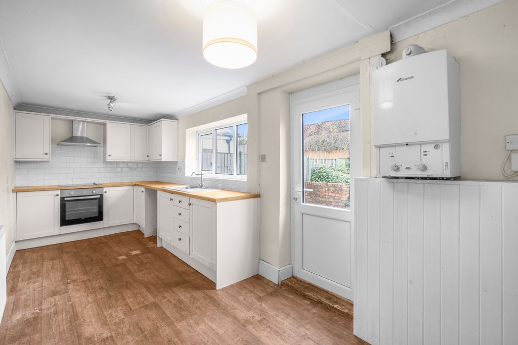 Property photo 3 of 9 Kitchen-Diner