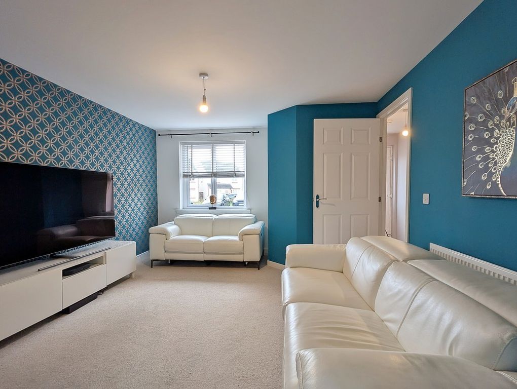 Additional image 4 of 3 bed terraced house to rentKersebrock Place, Larbert FK2