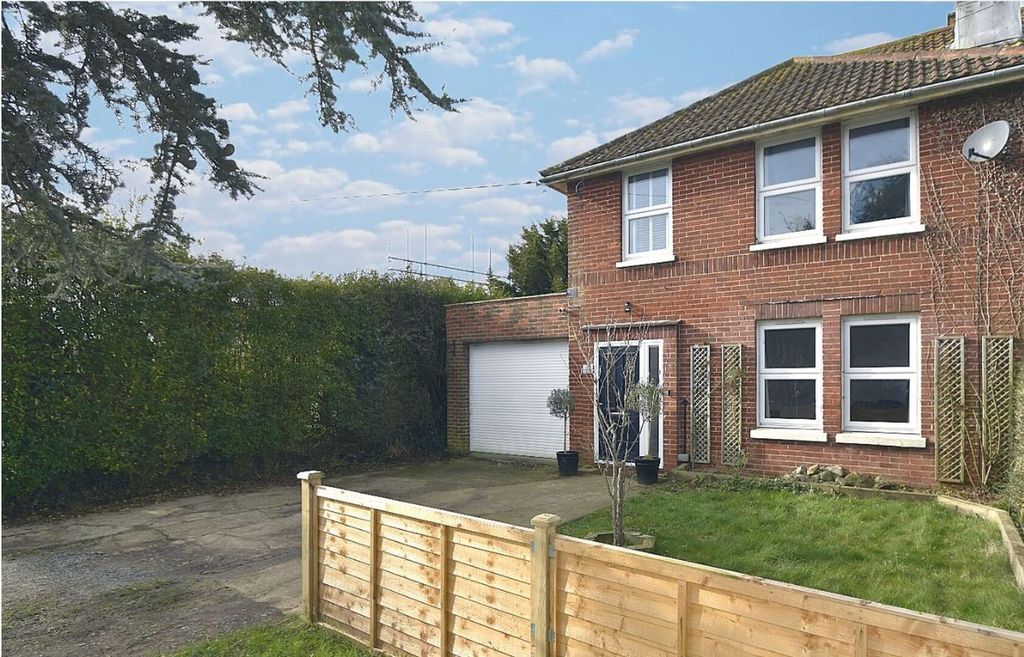 Property photo 1 of 15 Front (Exterior)