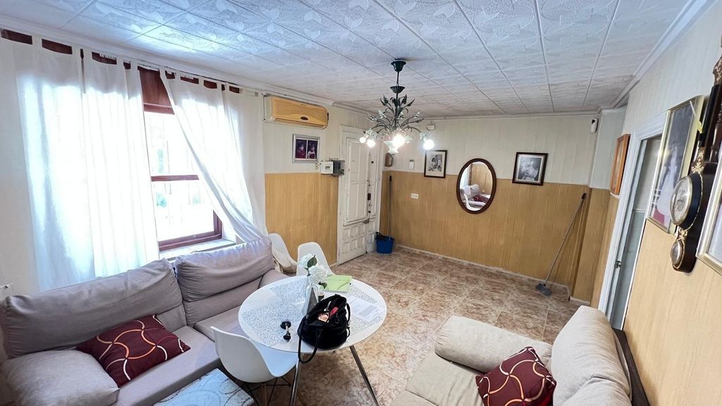 Property photo 3 of 22
