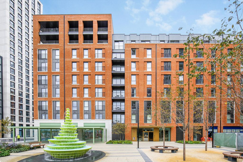 Property photo 3 of 17 Image