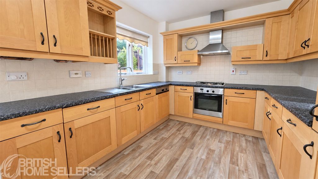 Property photo 3 of 21 Picture No. 56