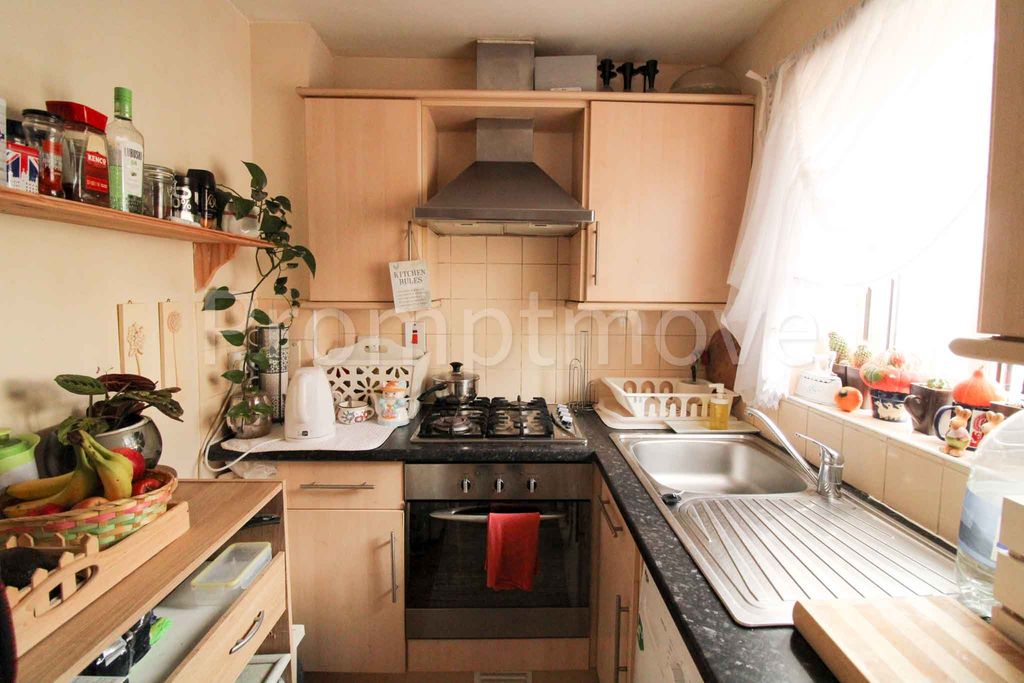 Property photo 2 of 8 Na