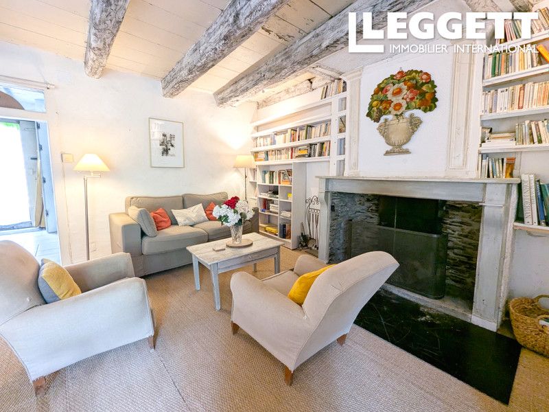 Property photo 3 of 10