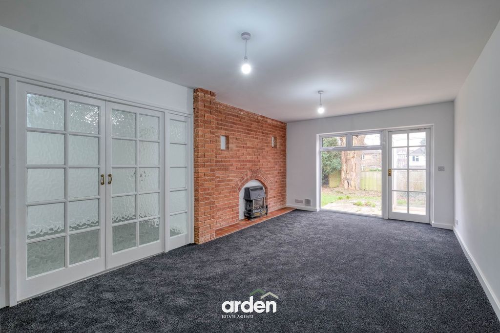 Property photo 3 of 19