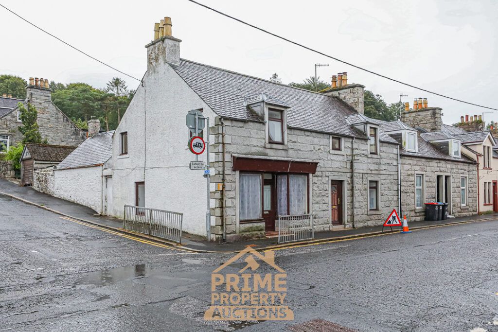 Property photo 1 of 30