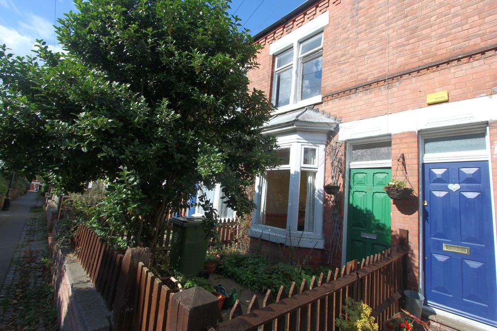 Property photo 1 of 8