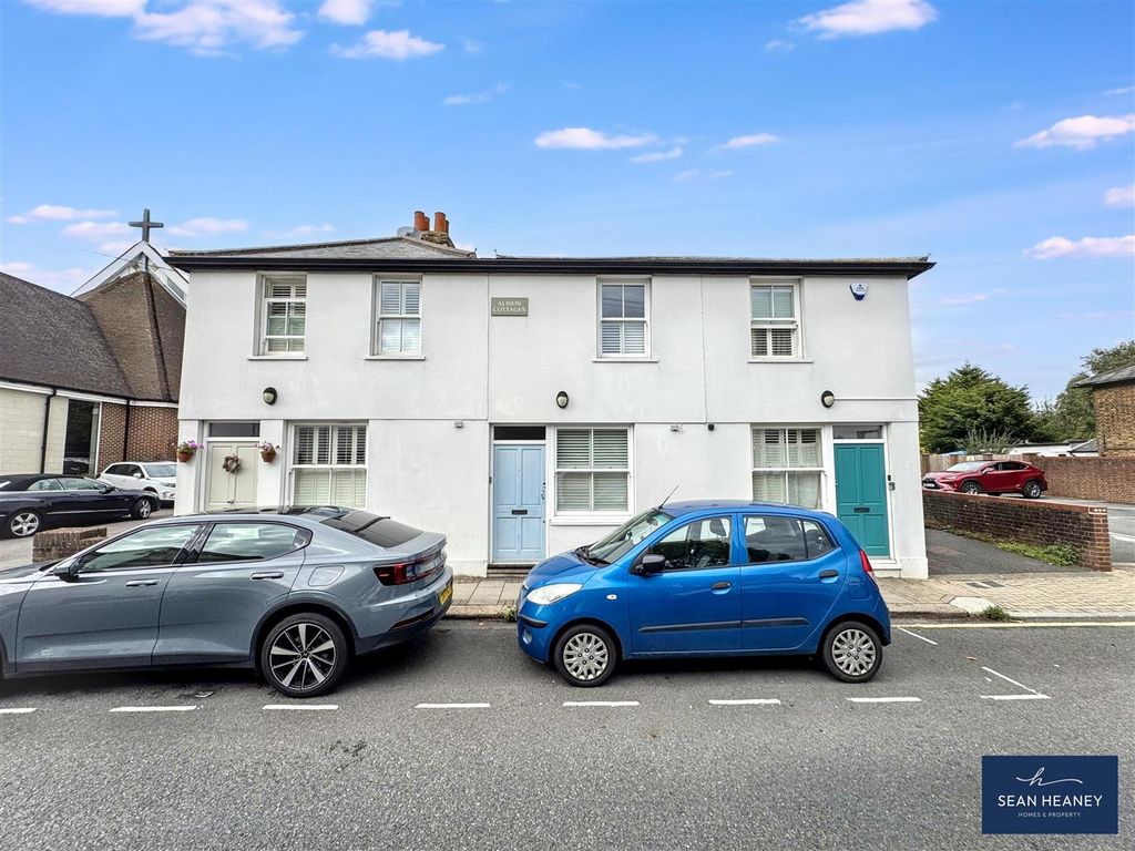 Property photo 1 of 18