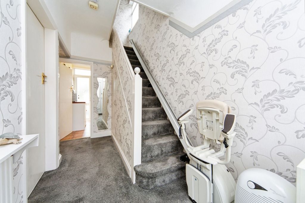 Property photo 2 of 17 Pbox-Img.Jpg