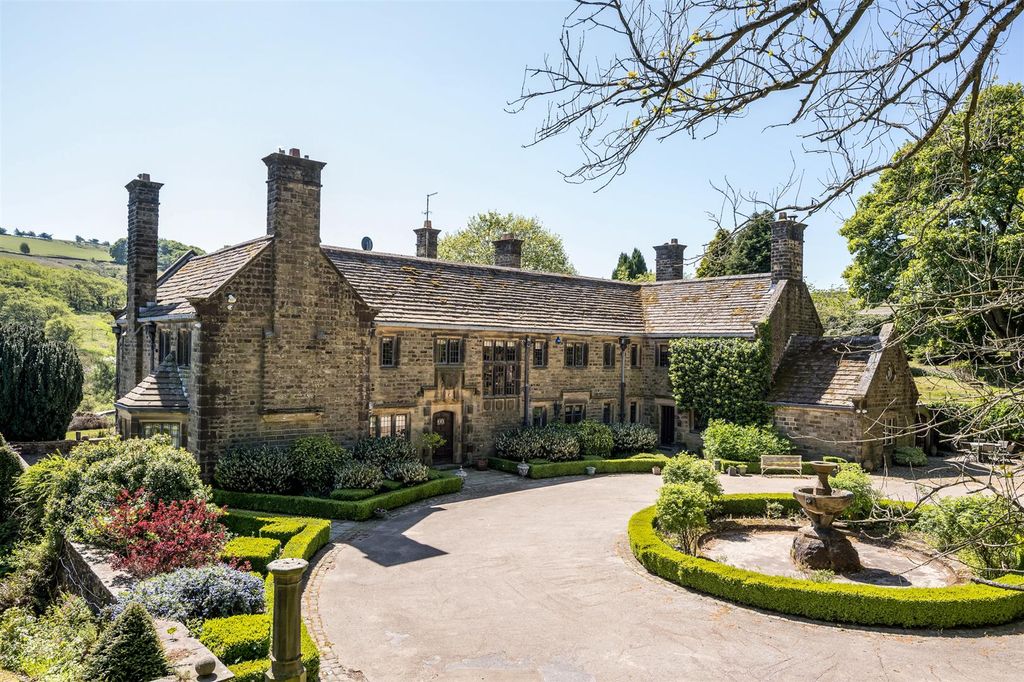 Property photo 1 of 84 Exterior And Gardens
