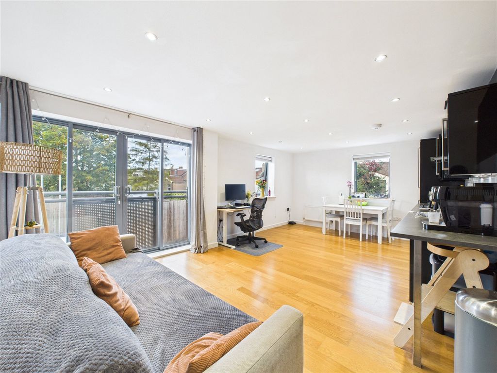 Property photo 1 of 13 Picture No. 09