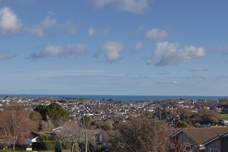 Property photo 2 of 16 Photo 18