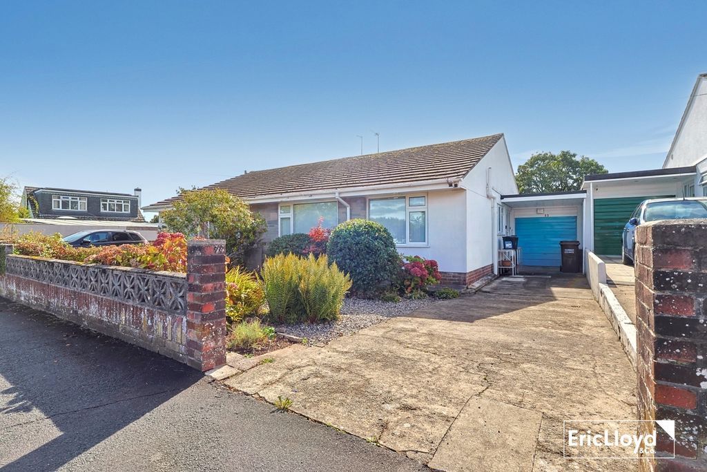 Property photo 1 of 11 Photo 10