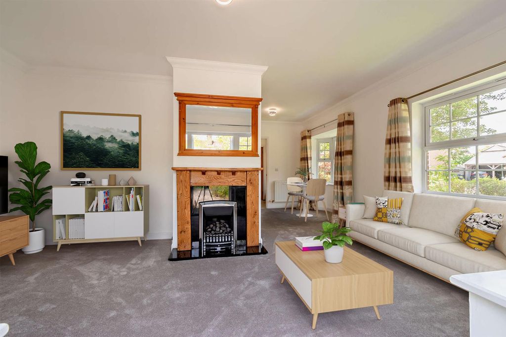 Property photo 3 of 16 8646434-Interior22-800.Jpg