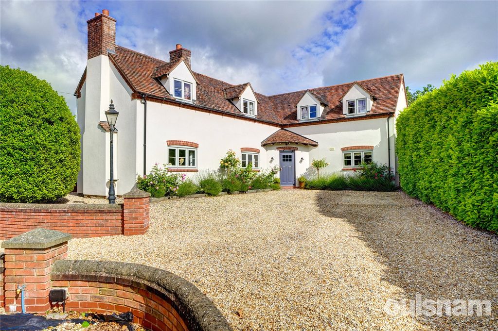 Property photo 1 of 48 Picture No. 12