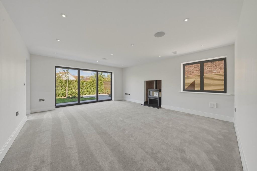 Additional image 12 of 5 bed detached house for saleMain Road, Plumtree NG12