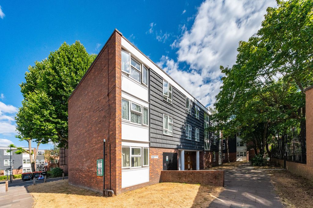 Property photo 1 of 7