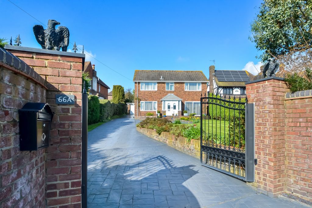 Property photo 1 of 16 Dsc_1780