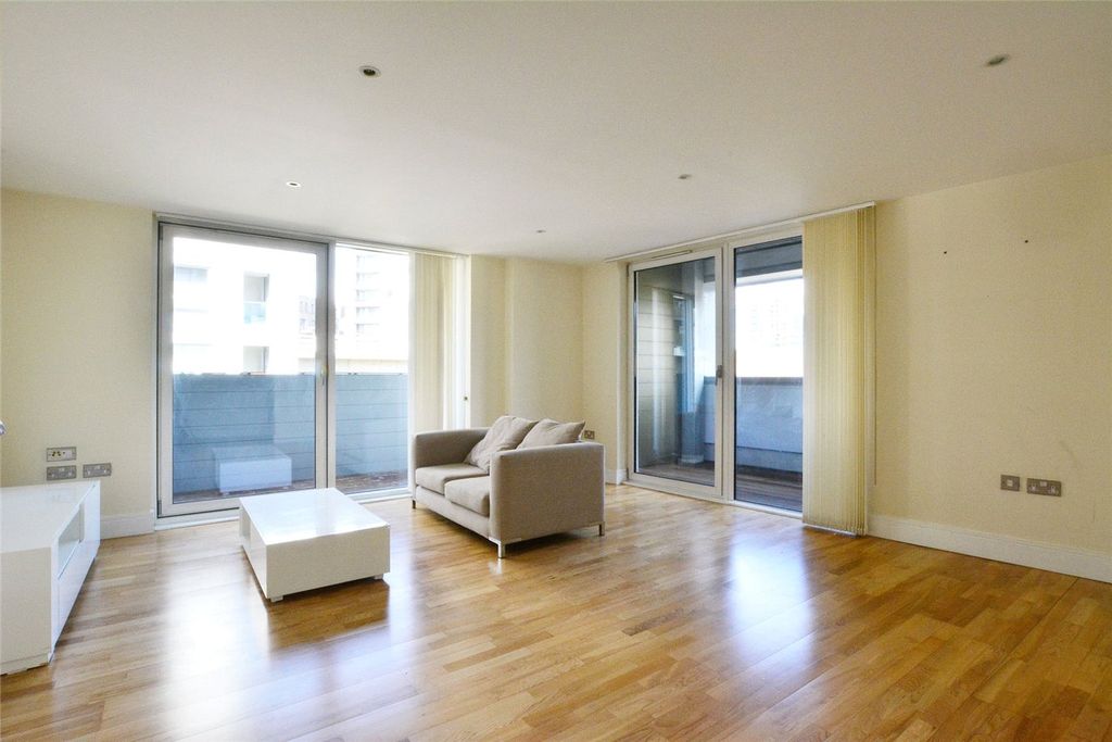 Property photo 1 of 16 Picture No. 01