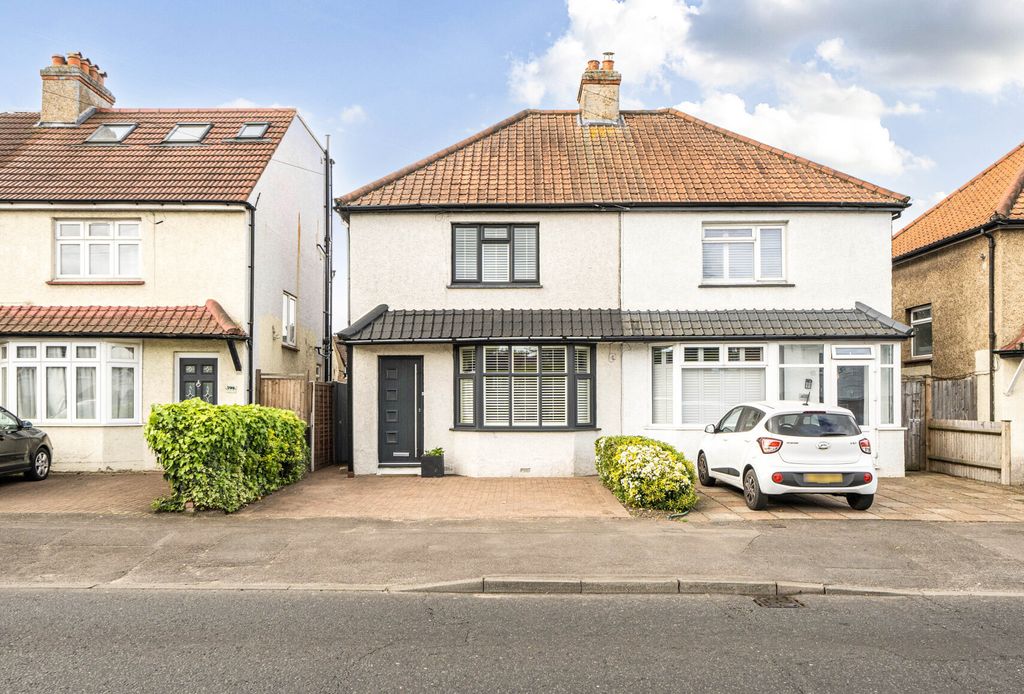 Property photo 1 of 20 Front Aspect