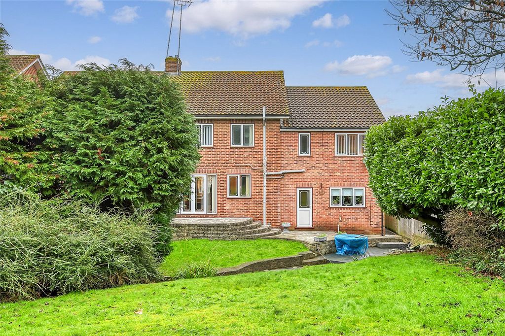 Property photo 1 of 19 Picture No. 02