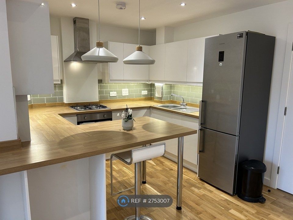 Property photo 3 of 20