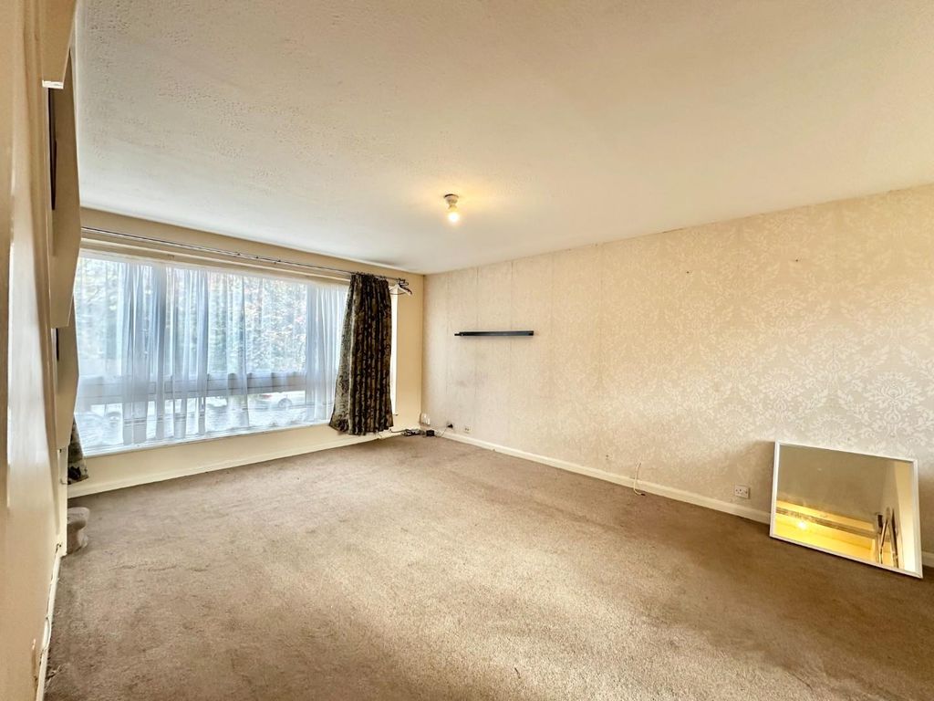 Property photo 2 of 16 Img_8362.Jpg