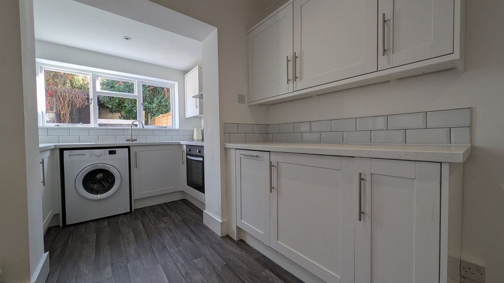 Property photo 2 of 9 Picture 2