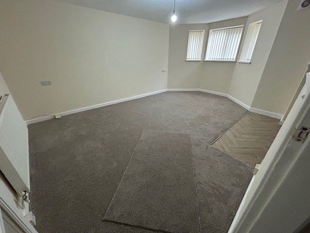 Property photo 2 of 5 Lounge