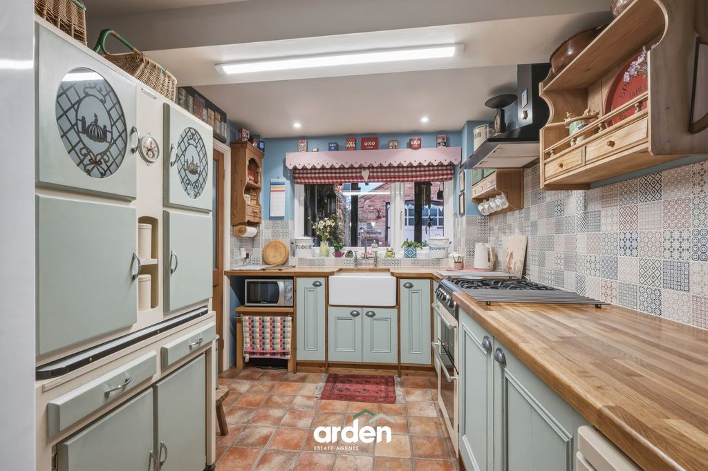 Property photo 3 of 21