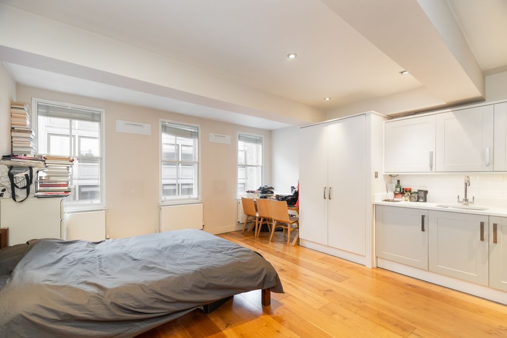 Property photo 1 of 13 Image