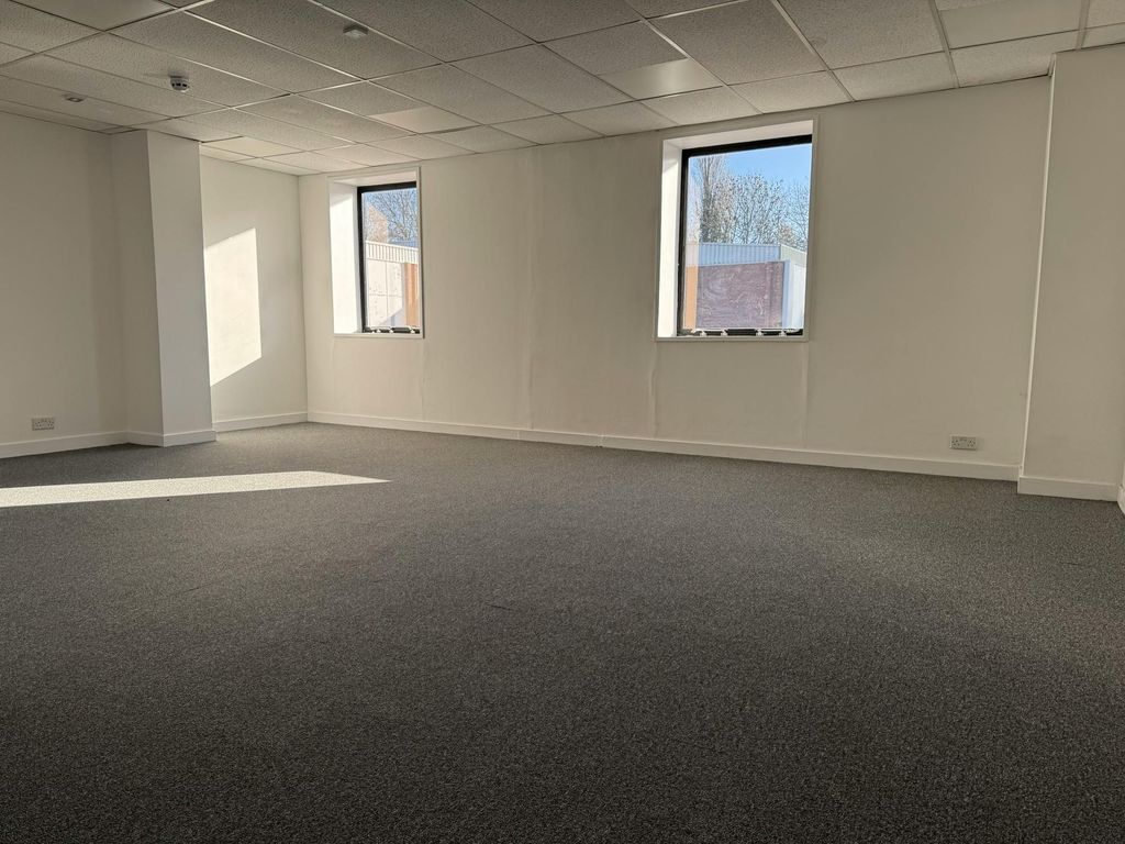 Property photo 3 of 11 Indicative Office (Unit 6)