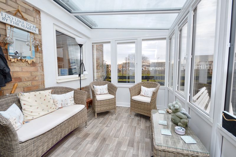 Property photo 1 of 10 Conservatory